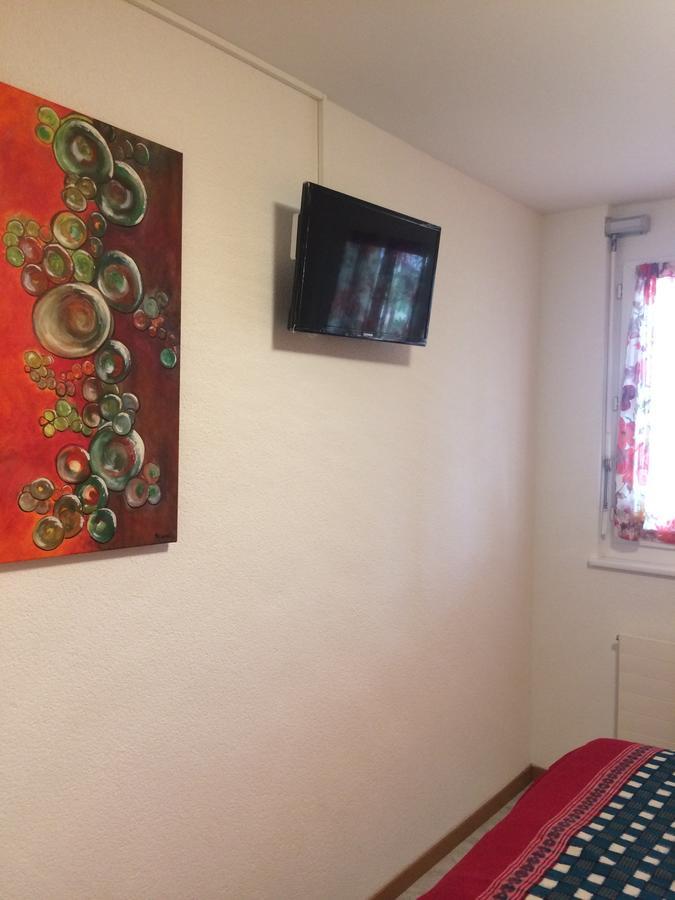 Mona'S Sleep & Go Bed & Breakfast Buren  Luaran gambar